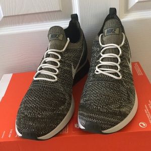 Mens Nike Air Zoom Mariah Flyknit